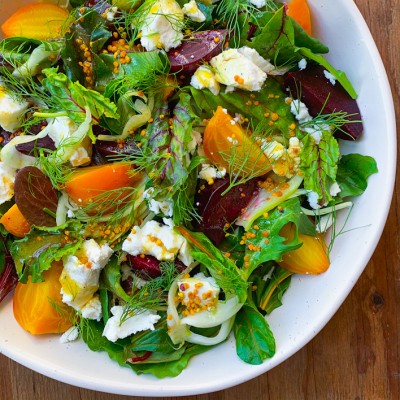 Roasted Beet Salad with Goat Cheese, Pickled Fennel and Bee Pollen 