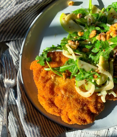 Crispy Chicken Cutlets with an Arugula, Apple and Fennel Salad