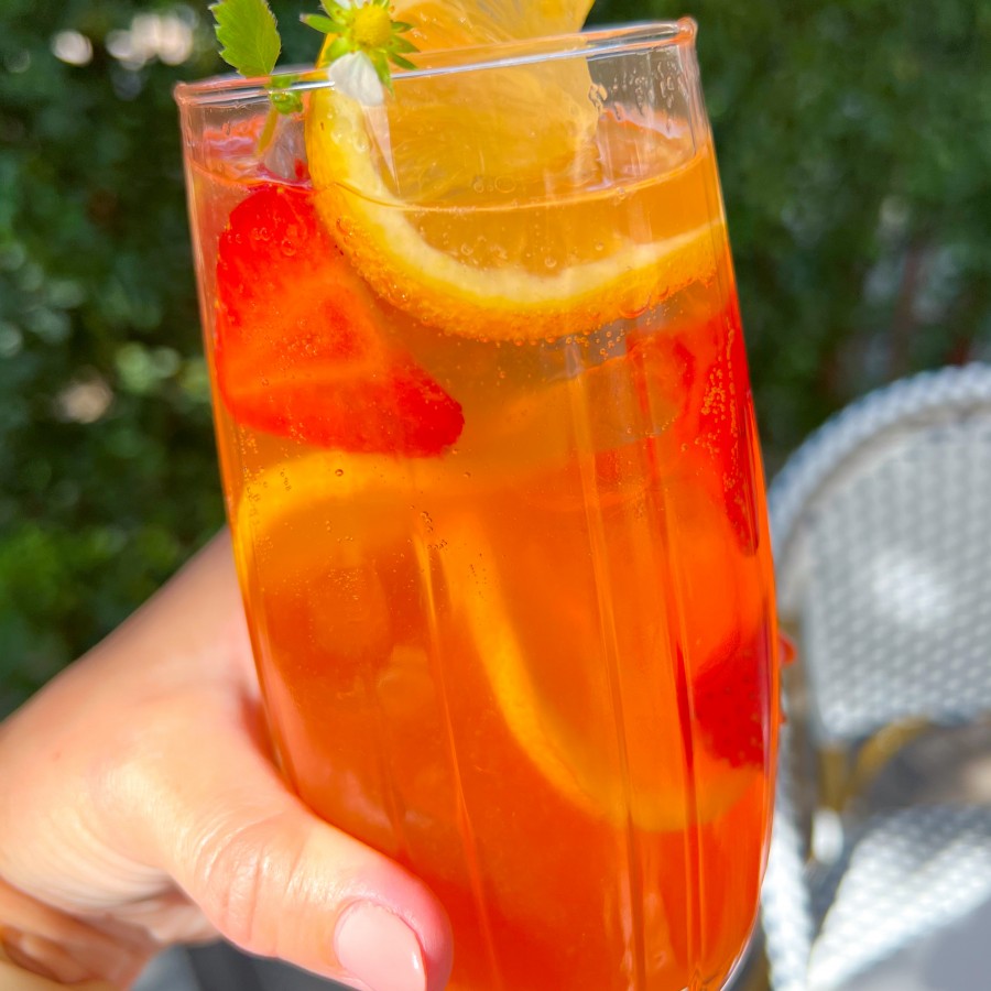 Strawberry Lemonade Cocktail