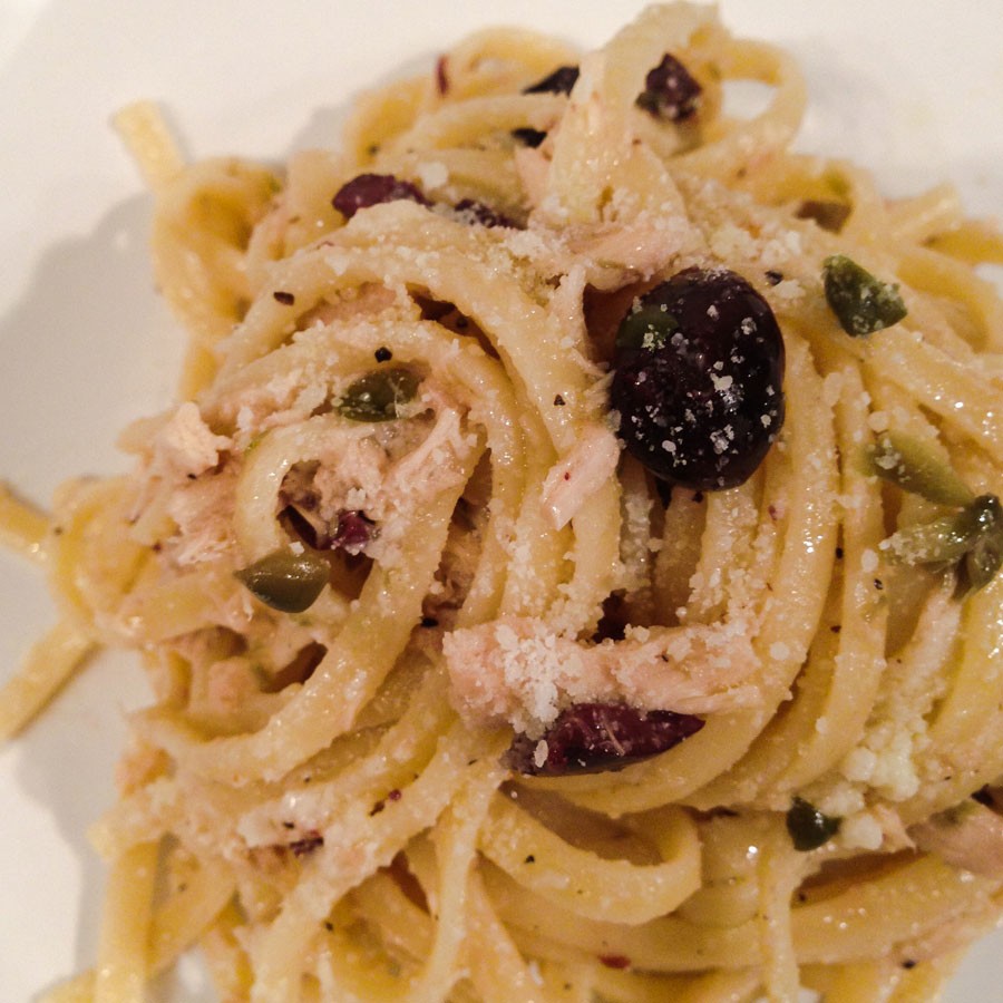 Linguine with Tuna, Capers and Olives 