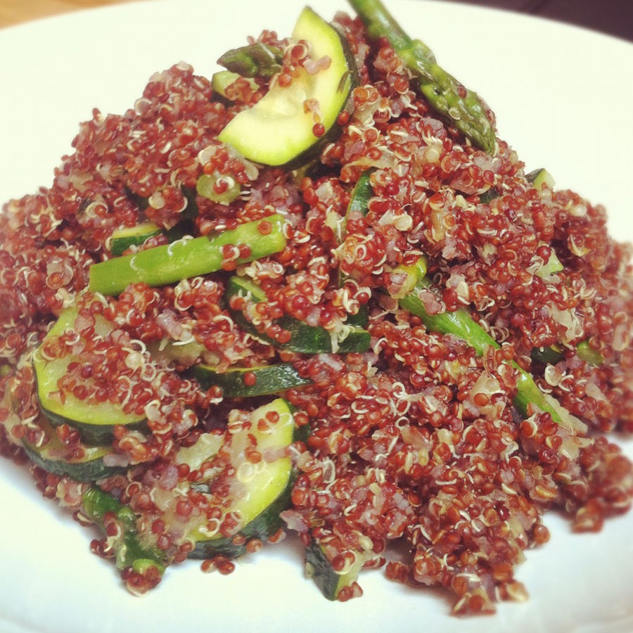 Red Quinoa with Zucchini and Asparagus 